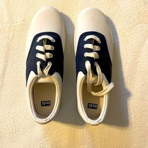 Girls Keds size 4.5 navy and white leather sneaker.  New in box